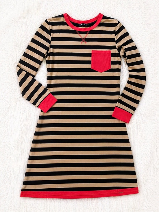 Dokotoo Dresses & Skirts - Dokotoo Striped Dress Medium Black Tan Red Accent Long Sleeve Pocket Casual Cute
